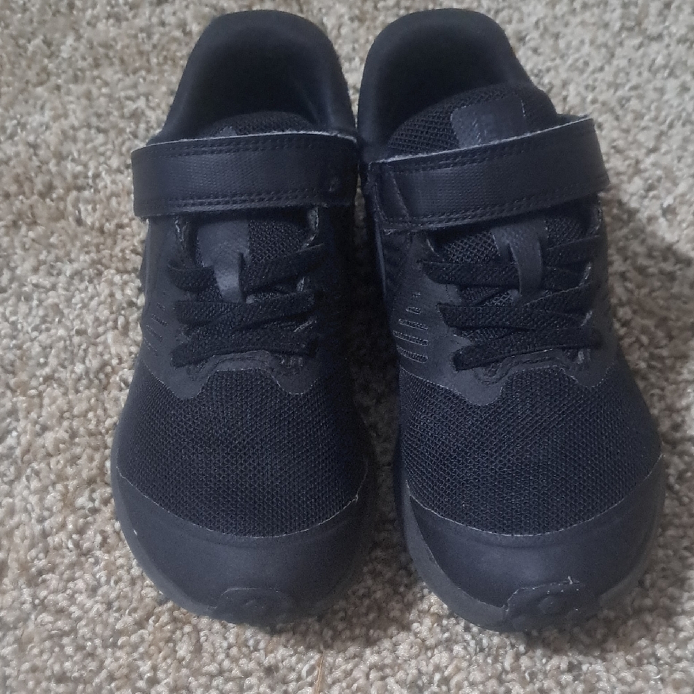 Kids Black NIKE Sneakers